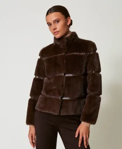 Manteau Court En Fausse Fourrure Avec Incrustations