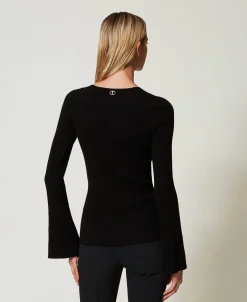 Pull Ajusté Côtelé Avec Finition Croisée