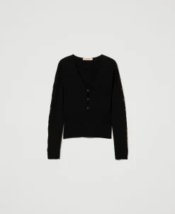 Pull Avec Ajours Et Clous