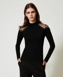 Pull Col Montant Avec Tulle Et Broderie