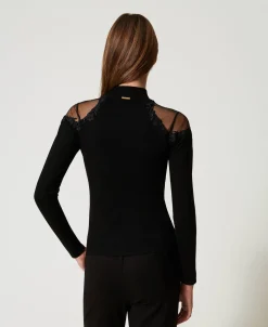 Pull Col Montant Avec Tulle Et Broderie