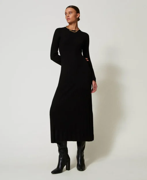 Robe Longue En Maille Côtelée Avec Ouverture