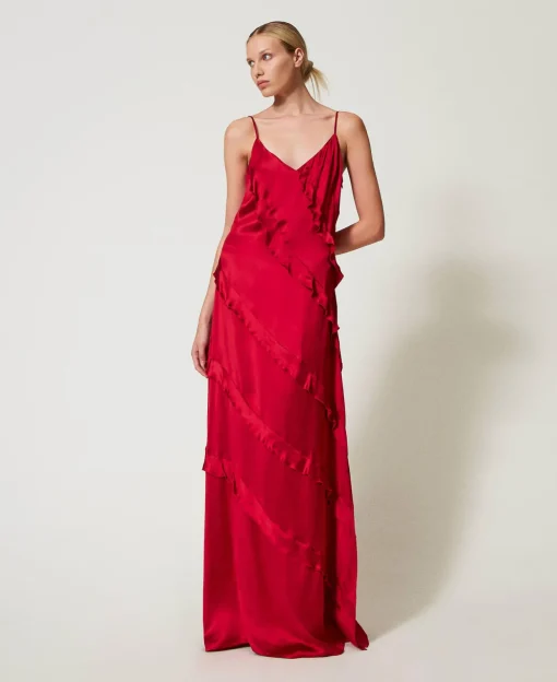 Robe Longue En Satin Avec Volants
