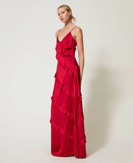 Robe Longue En Satin Avec Volants