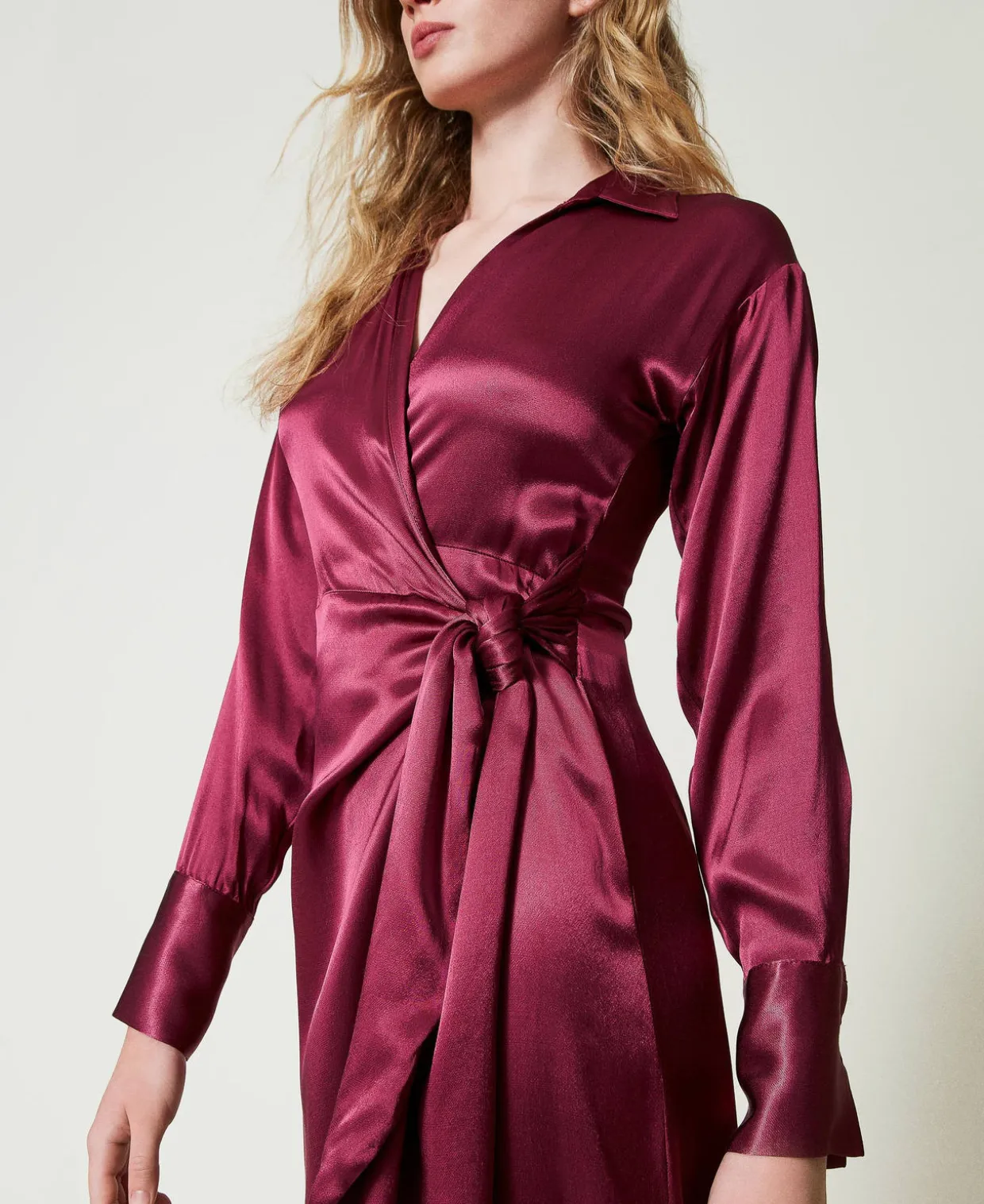 Robe Longue Portefeuille En Satin