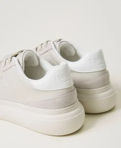 Baskets Ajourées Avec Logo