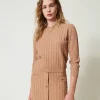 Pull Avec Mélange De Points