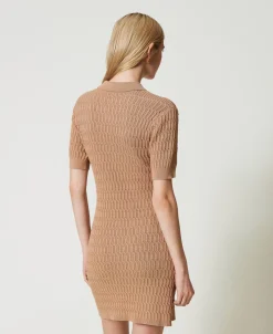 Robe Courte Ajustée En Maille Avec Boutons