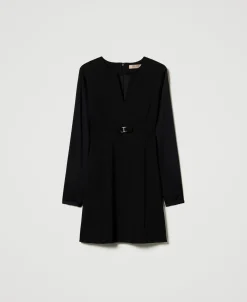 Robe Courte Avec Nœud Et Oval T