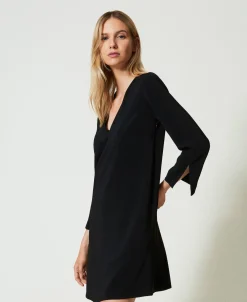 Robe Courte Avec Volant Et Chaîne Oval T