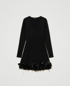 Robe Courte En Maille Avec Fleurs Et Plumes