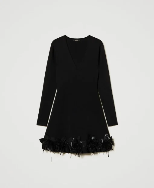 Robe Courte En Maille Avec Fleurs Et Plumes