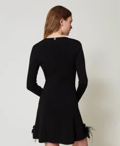 Robe Courte En Maille Avec Fleurs Et Plumes